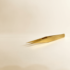 Pro Series RigTip™ Straight Isolator Tweezer by The L Theory